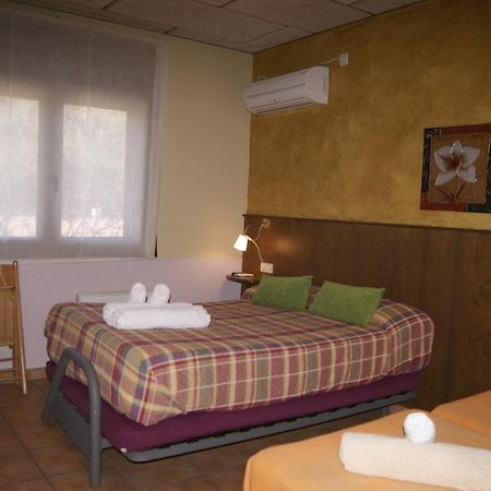 Hotel Familiar Бага Экстерьер фото