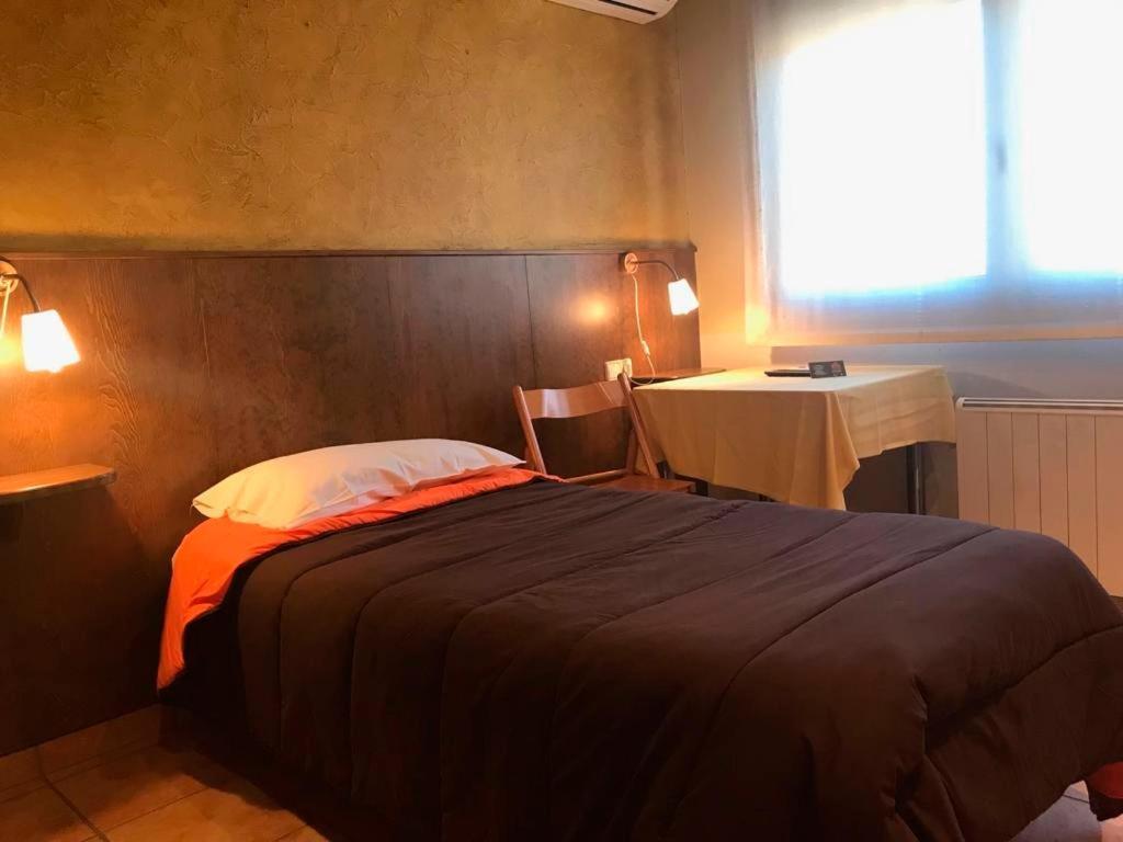 Hotel Familiar Бага Экстерьер фото
