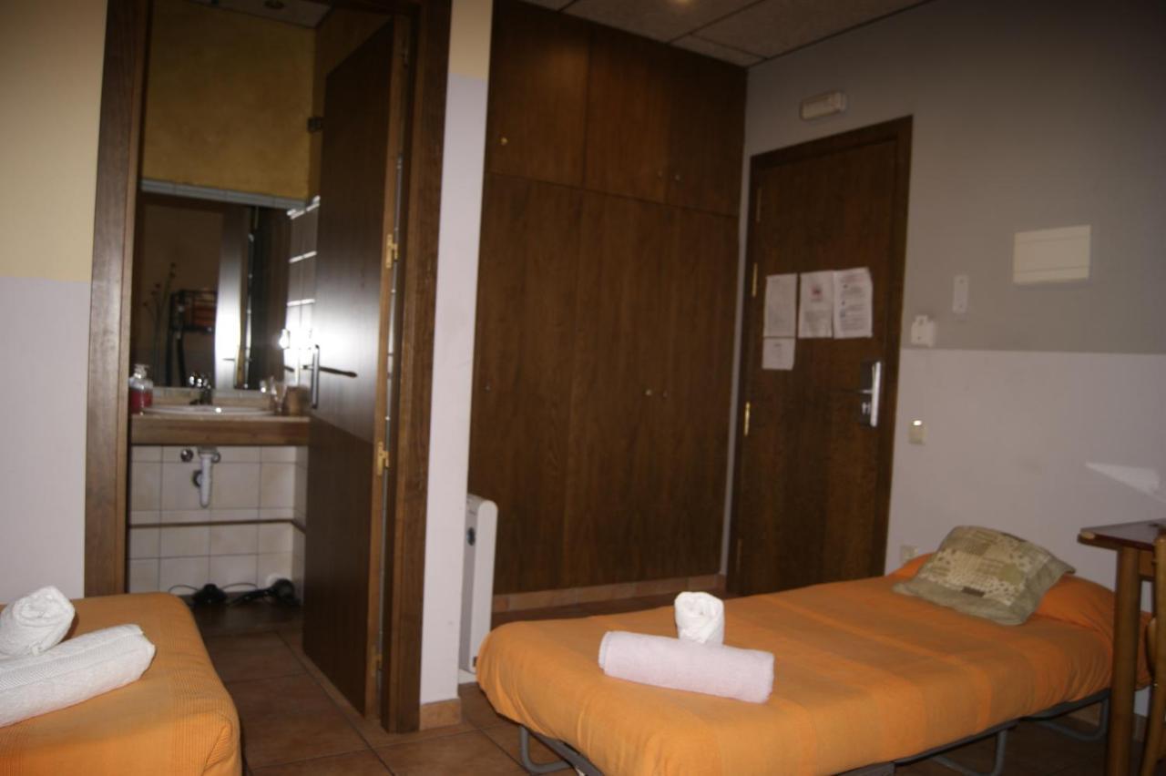 Hotel Familiar Бага Экстерьер фото