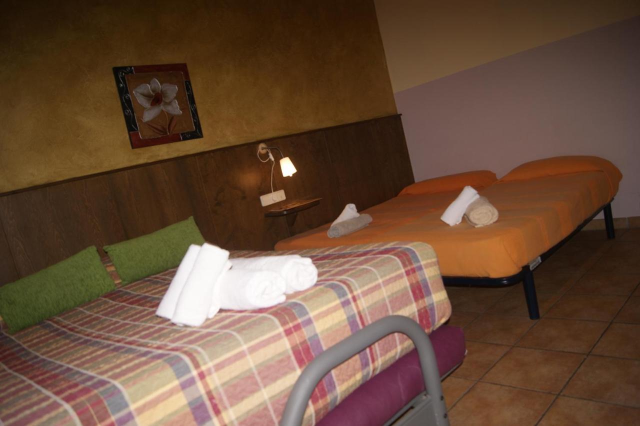 Hotel Familiar Бага Экстерьер фото